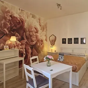 Apartment Casa Le Coccole Con Parcheggio, Livorno